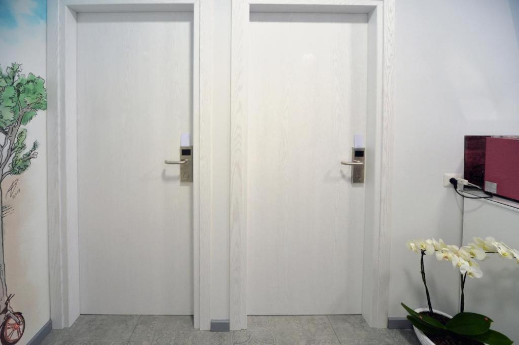 Konak Rooms L Skanderbeg Square Τίρανα Εξωτερικό φωτογραφία